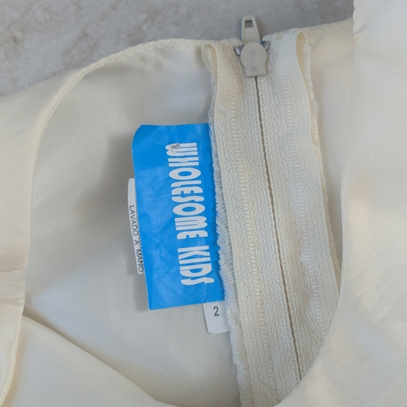 Girls 2t princess Belle dress, light yellow, - Picture 4 of 6